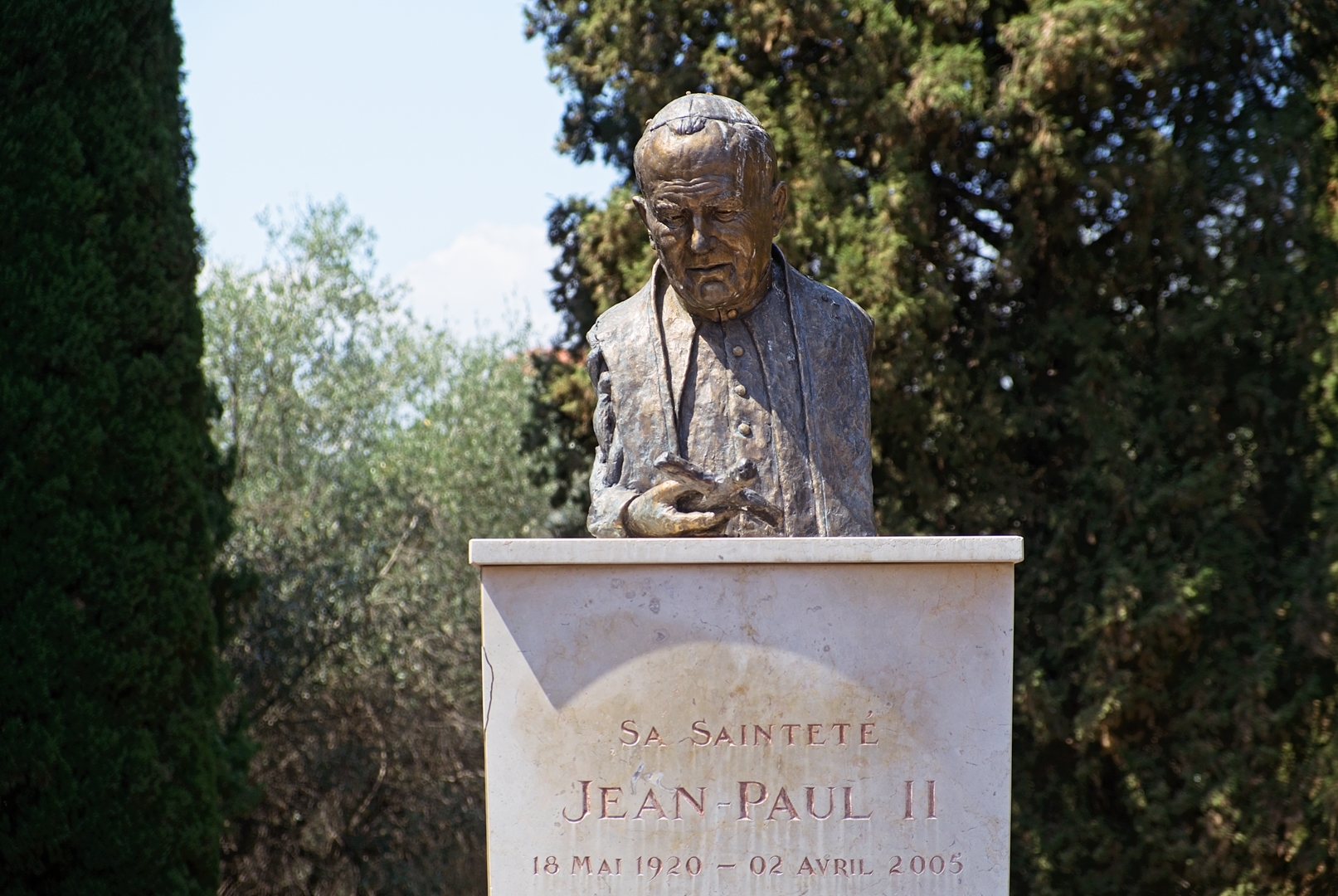 Nicea, Plac Jana Pawła II.