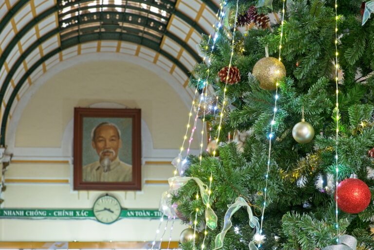 Wnętrze Poczty Centralnej.