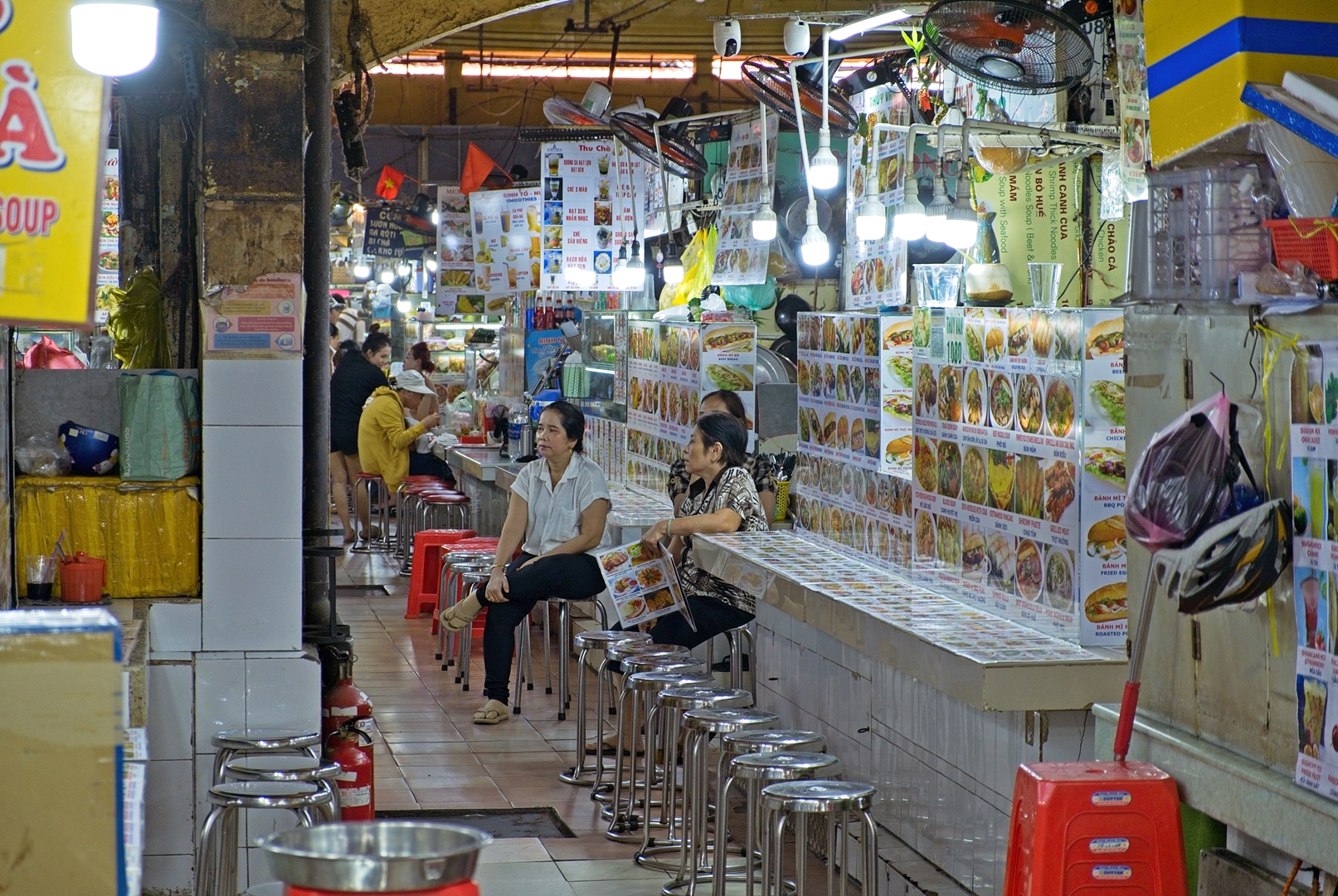 Bến Thành Market.