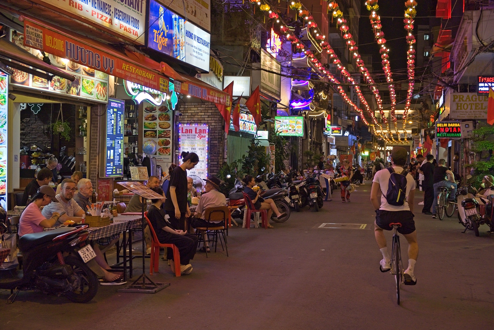 Przejść czy zjeść?